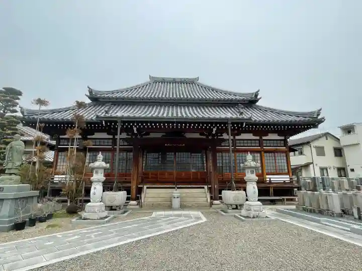 長徳寺の{uncategorized: "未分類", other: "その他", undefined: "問題あり", building: "その他建物", grave: "お墓", sacred_gate: "鳥居", guardian: "狛犬", statue: "像", buddha: "仏像", history: "歴史", nature: "自然", garden: "庭園", animal: "動物", pagoda: "塔", temizu: "手水舎", mountain_gate: "山門・神門", sanctuary: "本殿・本堂", subordinate: "末社・摂社", art: "芸術", scenery: "景色", jizo: "地蔵", ema: "絵馬", goshuin: "御朱印", omikuji: "おみくじ", items: "授与品その他", amulet: "お守り", goshuincho: "御朱印帳", eats: "食事", festival: "お祭り", votive_dance: "神楽", shichigosan: "七五三参", wedding: "結婚式", experience: "体験その他", initially: "初詣", around: "周辺", anti_infection: "感染症対策"}