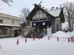 西岡八幡宮の本殿