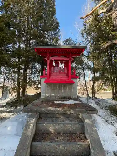 赤平神社の{uncategorized: "未分類", other: "その他", undefined: "問題あり", building: "その他建物", grave: "お墓", sacred_gate: "鳥居", guardian: "狛犬", statue: "像", buddha: "仏像", history: "歴史", nature: "自然", garden: "庭園", animal: "動物", pagoda: "塔", temizu: "手水舎", mountain_gate: "山門・神門", sanctuary: "本殿・本堂", subordinate: "末社・摂社", art: "芸術", scenery: "景色", jizo: "地蔵", ema: "絵馬", goshuin: "御朱印", omikuji: "おみくじ", items: "授与品その他", amulet: "お守り", goshuincho: "御朱印帳", eats: "食事", festival: "お祭り", votive_dance: "神楽", shichigosan: "七五三参", wedding: "結婚式", experience: "体験その他", initially: "初詣", around: "周辺", anti_infection: "感染症対策"}