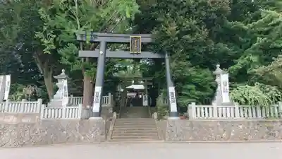 曾屋神社の鳥居