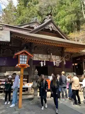 新倉富士浅間神社の{uncategorized: "未分類", other: "その他", undefined: "問題あり", building: "その他建物", grave: "お墓", sacred_gate: "鳥居", guardian: "狛犬", statue: "像", buddha: "仏像", history: "歴史", nature: "自然", garden: "庭園", animal: "動物", pagoda: "塔", temizu: "手水舎", mountain_gate: "山門・神門", sanctuary: "本殿・本堂", subordinate: "末社・摂社", art: "芸術", scenery: "景色", jizo: "地蔵", ema: "絵馬", goshuin: "御朱印", omikuji: "おみくじ", items: "授与品その他", amulet: "お守り", goshuincho: "御朱印帳", eats: "食事", festival: "お祭り", votive_dance: "神楽", shichigosan: "七五三参", wedding: "結婚式", experience: "体験その他", initially: "初詣", around: "周辺", anti_infection: "感染症対策"}