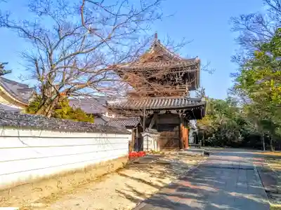天澤院の山門・神門