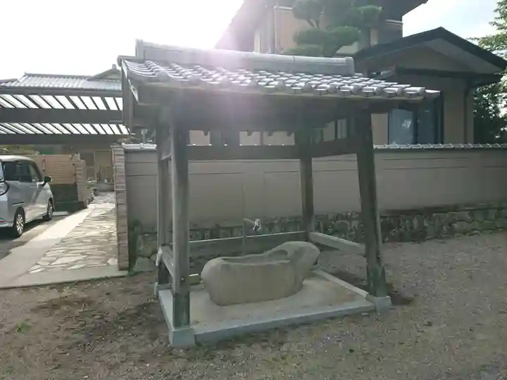 如来寺の手水舎