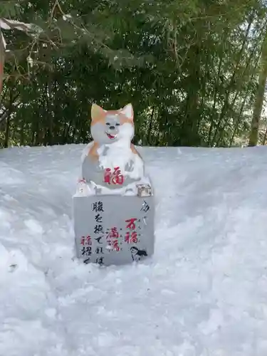 鹿角八坂神社の狛犬