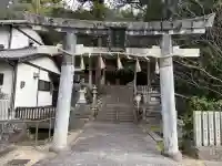 綺原坐健伊那太比賣神社の{uncategorized: "未分類", other: "その他", undefined: "問題あり", building: "その他建物", grave: "お墓", sacred_gate: "鳥居", guardian: "狛犬", statue: "像", buddha: "仏像", history: "歴史", nature: "自然", garden: "庭園", animal: "動物", pagoda: "塔", temizu: "手水舎", mountain_gate: "山門・神門", sanctuary: "本殿・本堂", subordinate: "末社・摂社", art: "芸術", scenery: "景色", jizo: "地蔵", ema: "絵馬", goshuin: "御朱印", omikuji: "おみくじ", items: "授与品その他", amulet: "お守り", goshuincho: "御朱印帳", eats: "食事", festival: "お祭り", votive_dance: "神楽", shichigosan: "七五三参", wedding: "結婚式", experience: "体験その他", initially: "初詣", around: "周辺", anti_infection: "感染症対策"}