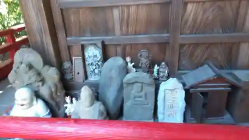 三柱神社の末社・摂社