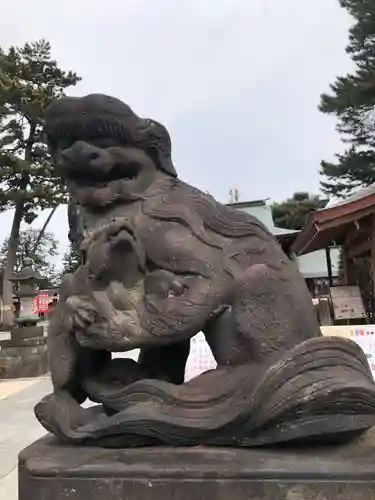 中野沼袋氷川神社の狛犬