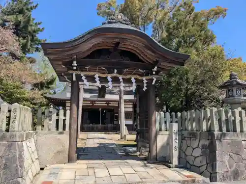 和貴宮神社の{uncategorized: "未分類", other: "その他", undefined: "問題あり", building: "その他建物", grave: "お墓", sacred_gate: "鳥居", guardian: "狛犬", statue: "像", buddha: "仏像", history: "歴史", nature: "自然", garden: "庭園", animal: "動物", pagoda: "塔", temizu: "手水舎", mountain_gate: "山門・神門", sanctuary: "本殿・本堂", subordinate: "末社・摂社", art: "芸術", scenery: "景色", jizo: "地蔵", ema: "絵馬", goshuin: "御朱印", omikuji: "おみくじ", items: "授与品その他", amulet: "お守り", goshuincho: "御朱印帳", eats: "食事", festival: "お祭り", votive_dance: "神楽", shichigosan: "七五三参", wedding: "結婚式", experience: "体験その他", initially: "初詣", around: "周辺", anti_infection: "感染症対策"}