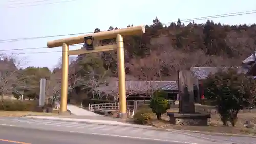 黄金山神社の鳥居