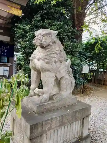 大鳥神社の狛犬