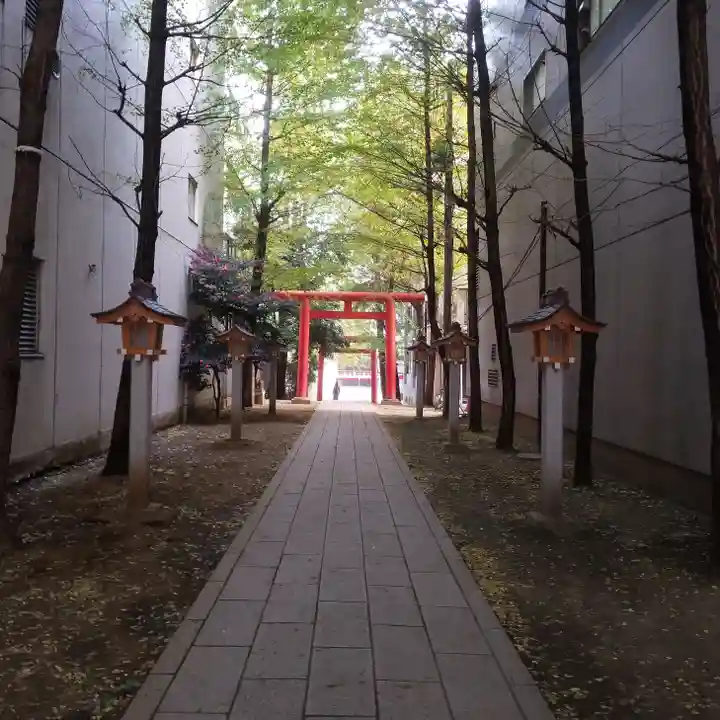 花園神社の鳥居
