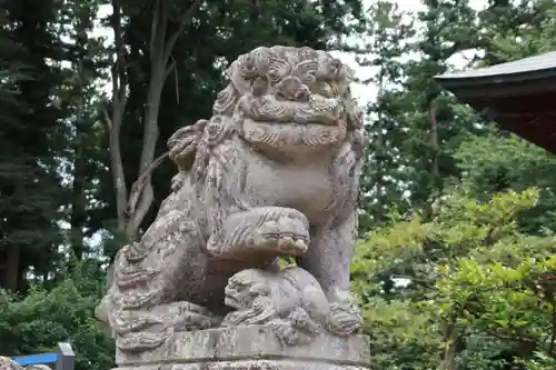 田村神社の狛犬