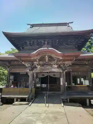 弘安寺の本殿・本堂