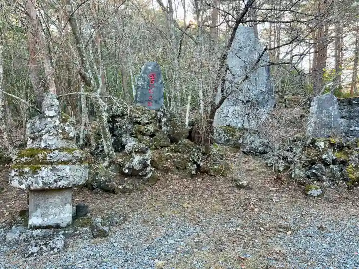 無戸室浅間神社(船津胎内神社)(山梨県)