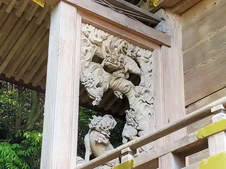 有間神社の芸術