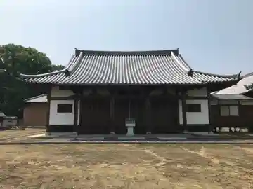 勝造寺の本殿・本堂