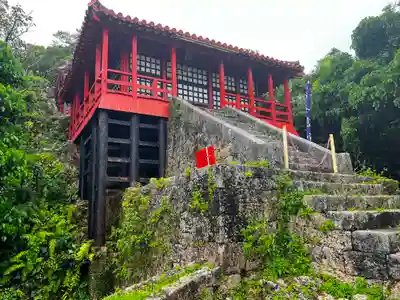 末吉宮の本殿・本堂