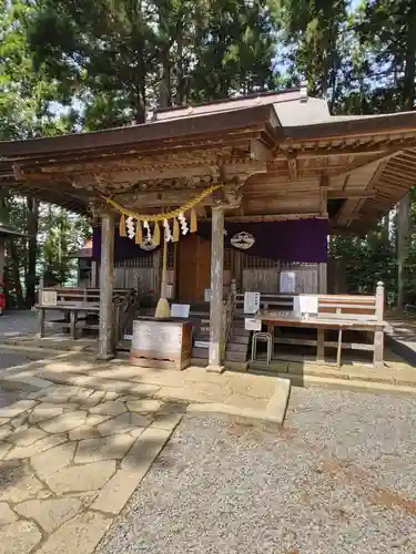 坪沼八幡神社の本殿・本堂