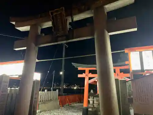 松明殿稲荷神社の鳥居