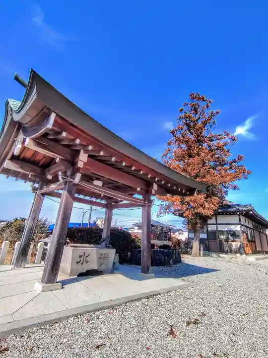 八幡神社(伊保町)の手水舎