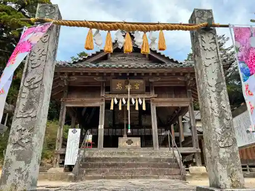 高祖神社の本殿