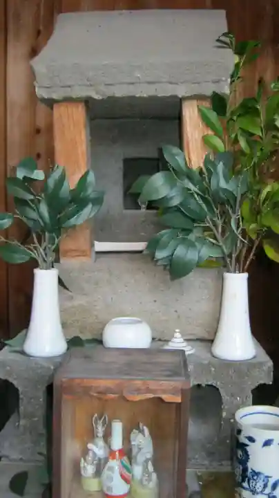 花知稲荷神社の本殿・本堂