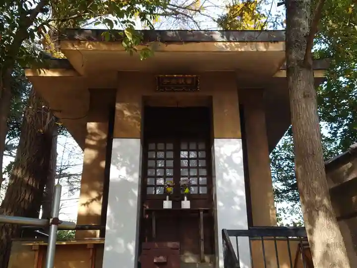 子易神社の本殿・本堂