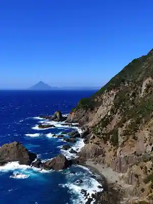 御崎神社の{uncategorized: "未分類", other: "その他", undefined: "問題あり", building: "その他建物", grave: "お墓", sacred_gate: "鳥居", guardian: "狛犬", statue: "像", buddha: "仏像", history: "歴史", nature: "自然", garden: "庭園", animal: "動物", pagoda: "塔", temizu: "手水舎", mountain_gate: "山門・神門", sanctuary: "本殿・本堂", subordinate: "末社・摂社", art: "芸術", scenery: "景色", jizo: "地蔵", ema: "絵馬", goshuin: "御朱印", omikuji: "おみくじ", items: "授与品その他", amulet: "お守り", goshuincho: "御朱印帳", eats: "食事", festival: "お祭り", votive_dance: "神楽", shichigosan: "七五三参", wedding: "結婚式", experience: "体験その他", initially: "初詣", around: "周辺", anti_infection: "感染症対策"}
