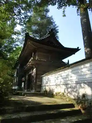 日石寺の山門・神門
