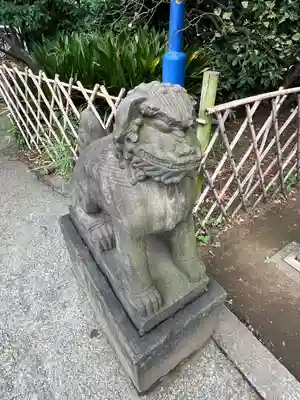 花園稲荷神社の狛犬