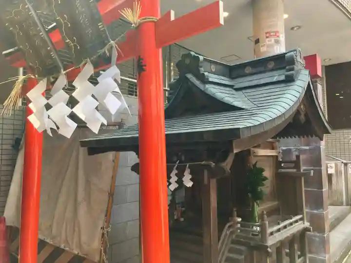 巌流稲荷神社の{uncategorized: "未分類", other: "その他", undefined: "問題あり", building: "その他建物", grave: "お墓", sacred_gate: "鳥居", guardian: "狛犬", statue: "像", buddha: "仏像", history: "歴史", nature: "自然", garden: "庭園", animal: "動物", pagoda: "塔", temizu: "手水舎", mountain_gate: "山門・神門", sanctuary: "本殿・本堂", subordinate: "末社・摂社", art: "芸術", scenery: "景色", jizo: "地蔵", ema: "絵馬", goshuin: "御朱印", omikuji: "おみくじ", items: "授与品その他", amulet: "お守り", goshuincho: "御朱印帳", eats: "食事", festival: "お祭り", votive_dance: "神楽", shichigosan: "七五三参", wedding: "結婚式", experience: "体験その他", initially: "初詣", around: "周辺", anti_infection: "感染症対策"}