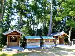 津毛利神社の末社