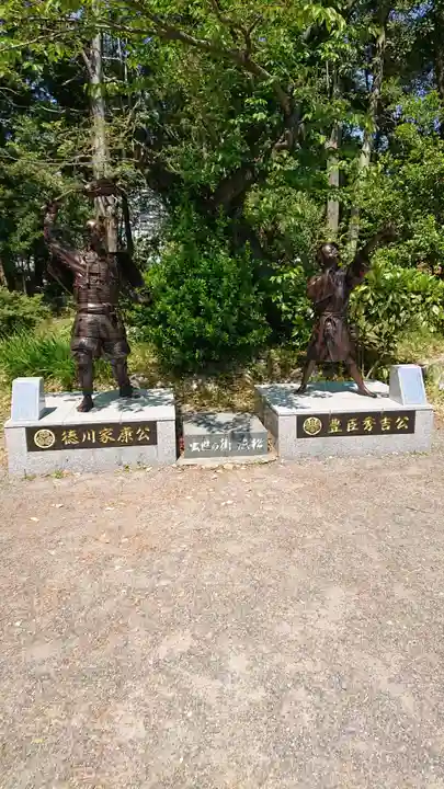 元城町東照宮の像