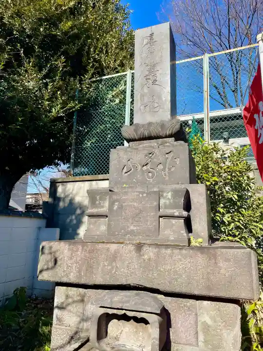 観静院の{uncategorized: "未分類", other: "その他", undefined: "問題あり", building: "その他建物", grave: "お墓", sacred_gate: "鳥居", guardian: "狛犬", statue: "像", buddha: "仏像", history: "歴史", nature: "自然", garden: "庭園", animal: "動物", pagoda: "塔", temizu: "手水舎", mountain_gate: "山門・神門", sanctuary: "本殿・本堂", subordinate: "末社・摂社", art: "芸術", scenery: "景色", jizo: "地蔵", ema: "絵馬", goshuin: "御朱印", omikuji: "おみくじ", items: "授与品その他", amulet: "お守り", goshuincho: "御朱印帳", eats: "食事", festival: "お祭り", votive_dance: "神楽", shichigosan: "七五三参", wedding: "結婚式", experience: "体験その他", initially: "初詣", around: "周辺", anti_infection: "感染症対策"}