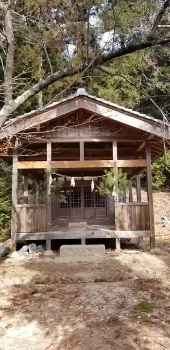新海三社神社のその他建物
