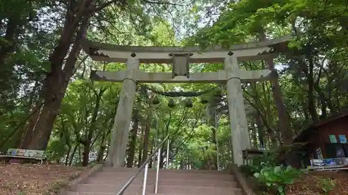 宝登山神社奥宮の鳥居