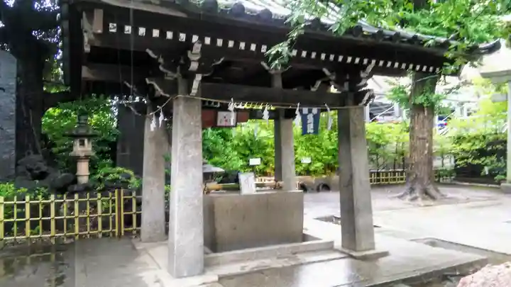 浅間神社の手水舎