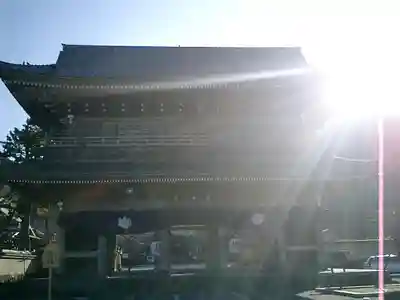 光明寺の山門・神門