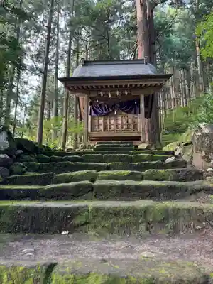 雄山神社中宮祈願殿(富山県)
