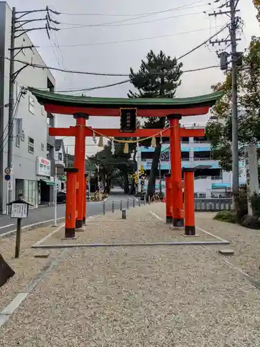 六所神社の鳥居