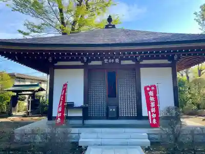 金蔵院の{uncategorized: "未分類", other: "その他", undefined: "問題あり", building: "その他建物", grave: "お墓", sacred_gate: "鳥居", guardian: "狛犬", statue: "像", buddha: "仏像", history: "歴史", nature: "自然", garden: "庭園", animal: "動物", pagoda: "塔", temizu: "手水舎", mountain_gate: "山門・神門", sanctuary: "本殿・本堂", subordinate: "末社・摂社", art: "芸術", scenery: "景色", jizo: "地蔵", ema: "絵馬", goshuin: "御朱印", omikuji: "おみくじ", items: "授与品その他", amulet: "お守り", goshuincho: "御朱印帳", eats: "食事", festival: "お祭り", votive_dance: "神楽", shichigosan: "七五三参", wedding: "結婚式", experience: "体験その他", initially: "初詣", around: "周辺", anti_infection: "感染症対策"}
