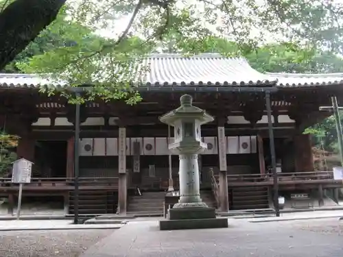 霊山寺の本殿・本堂