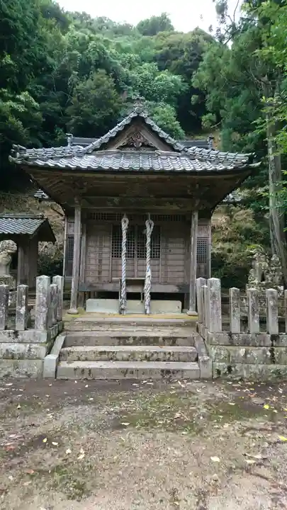 売布神社の本殿・本堂