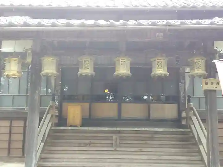 観音寺の本殿・本堂