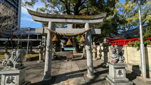 福神社の{uncategorized: "未分類", other: "その他", undefined: "問題あり", building: "その他建物", grave: "お墓", sacred_gate: "鳥居", guardian: "狛犬", statue: "像", buddha: "仏像", history: "歴史", nature: "自然", garden: "庭園", animal: "動物", pagoda: "塔", temizu: "手水舎", mountain_gate: "山門・神門", sanctuary: "本殿・本堂", subordinate: "末社・摂社", art: "芸術", scenery: "景色", jizo: "地蔵", ema: "絵馬", goshuin: "御朱印", omikuji: "おみくじ", items: "授与品その他", amulet: "お守り", goshuincho: "御朱印帳", eats: "食事", festival: "お祭り", votive_dance: "神楽", shichigosan: "七五三参", wedding: "結婚式", experience: "体験その他", initially: "初詣", around: "周辺", anti_infection: "感染症対策"}