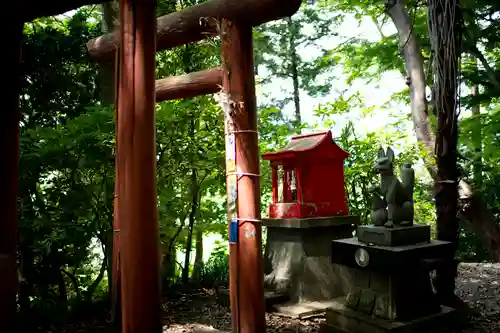 立鉾鹿島神社の末社