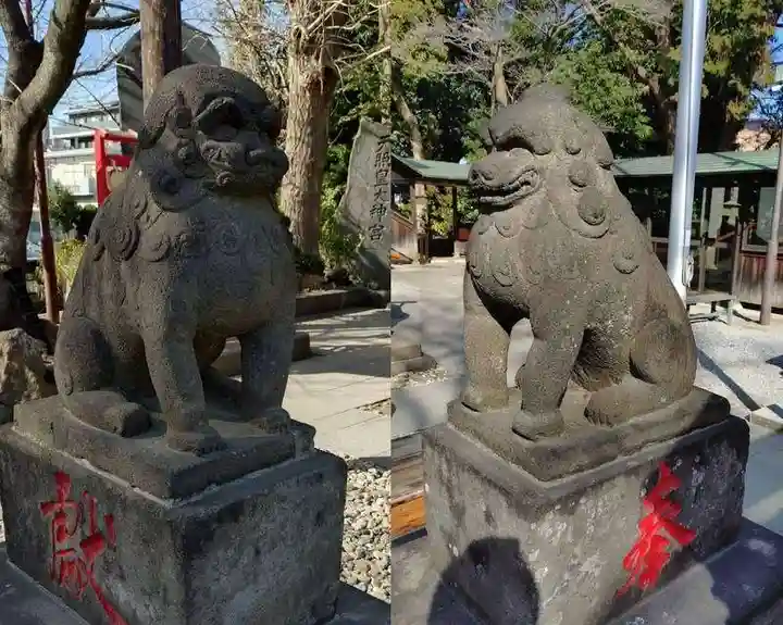 鎮守氷川神社の狛犬