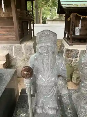 三津厳島神社の像