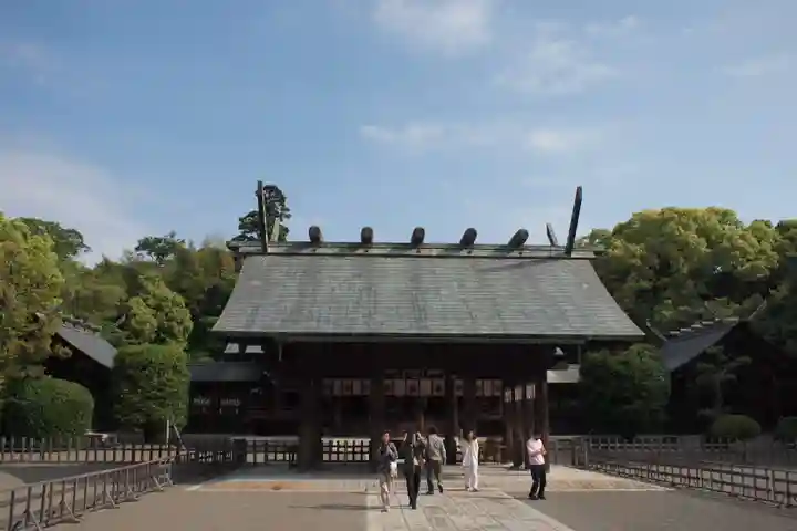 宮崎神宮の山門・神門