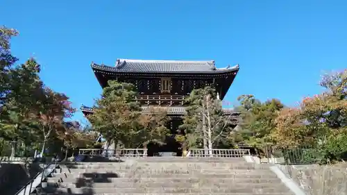 くろ谷 金戒光明寺の山門